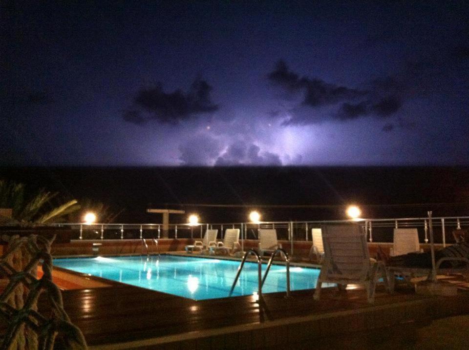 Zeus Hotel Tasucu Esterno foto